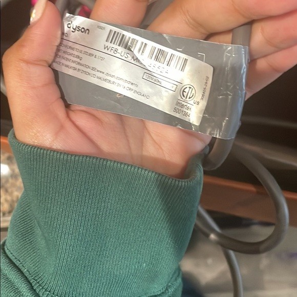 Dyson Pink HS01 Airwrap Complete Styler! W New Coanda and long barrel attachs. - Picture 16 of 16